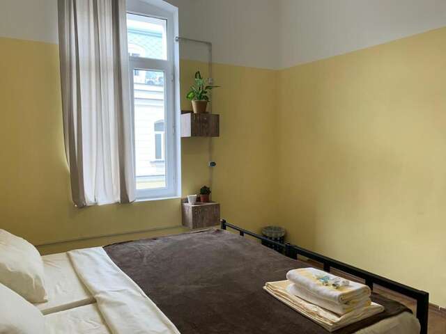 Хостелы Bibliotek Тбилиси-16