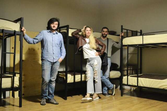 Хостелы Bibliotek Тбилиси-36