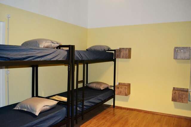 Хостелы Bibliotek Тбилиси-39